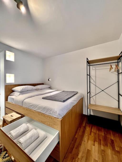 Lovely Studio 3-Min From Beach Palaio Faliro Exterior photo
